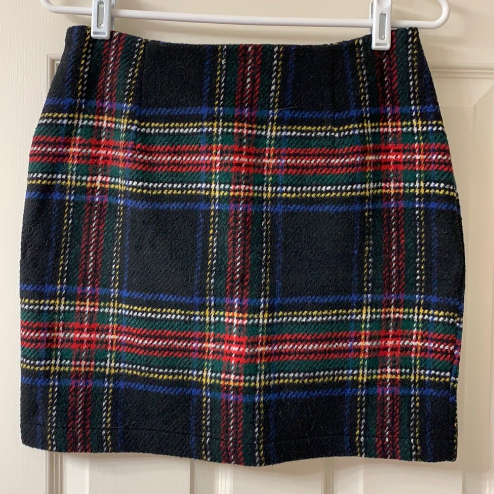 🌷3 for $25🌷SHEIN, US M, Black Red Green & Blue Plaid Side Zipper Mini Skirt